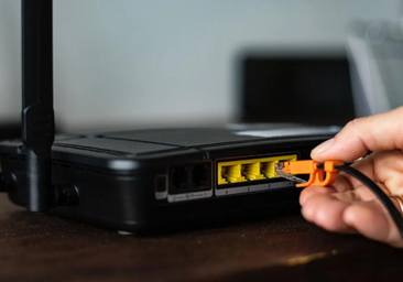 Cómo solucionar tus problemas con la velocidad del WiFi en casa con algo que seguramente tienes olvidado en el armario