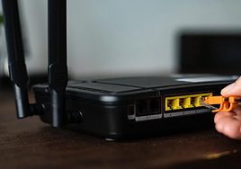 Cómo solucionar tus problemas con la velocidad del WiFi en casa con algo que seguramente tienes olvidado en el armario