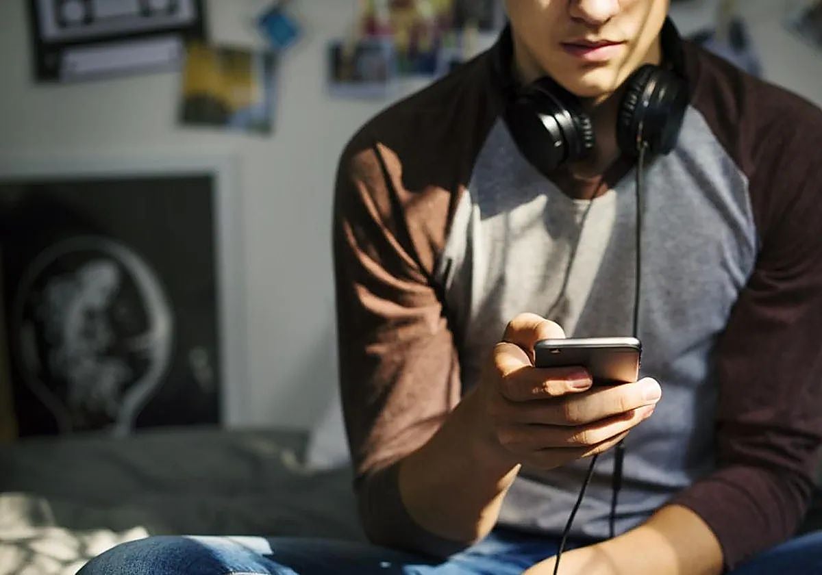 EE.UU. quiere que las redes sociales tengan etiquetas que alerten sobre los peligros que esconden para los jóvenes