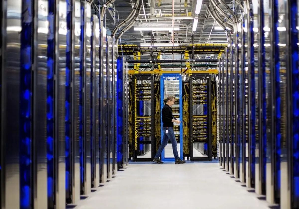 Interior de un centro de datos