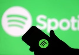 Spotify bloquea cuentas de usuarios que usaban APK piratas para acceder al Premium