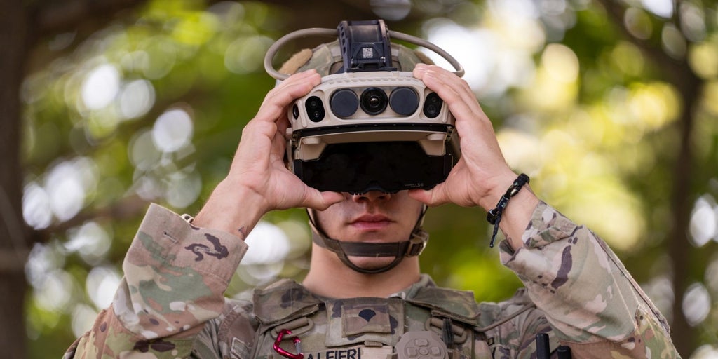 Meta desarrollará tecnología para el Ejército de Estados Unidos que mejorará las capacidades de los soldados