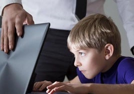 El primer sistema de verificación de edad en internet fracasa: «La app española tampoco funcionará»