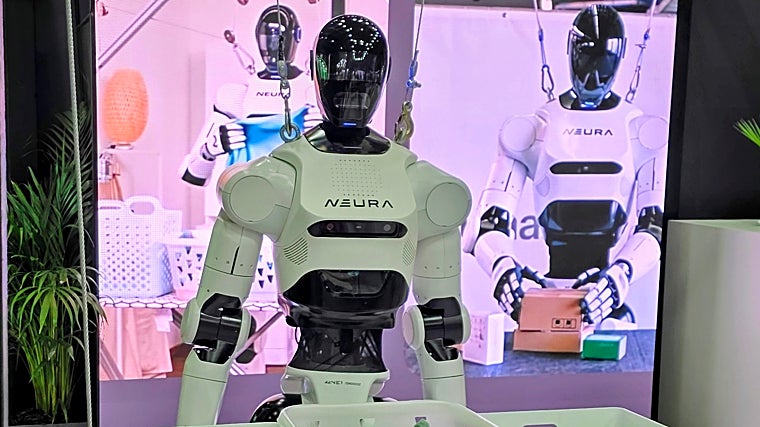 Robots para acompañar niños y pantallas que flotan: los &#039;gadgets&#039; más curiosos de IFA 2025