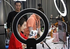 China exigirá títulos oficiales a los influencers que hablen de salud, derecho o finanzas