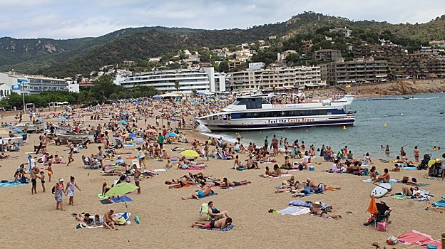 Verano y playa en Tossa de Mar