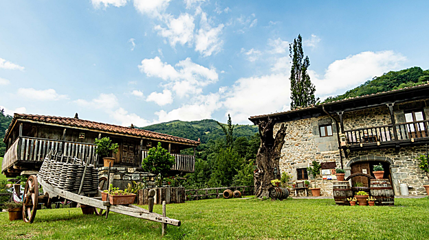 Jardín de la Casona El Castañíu