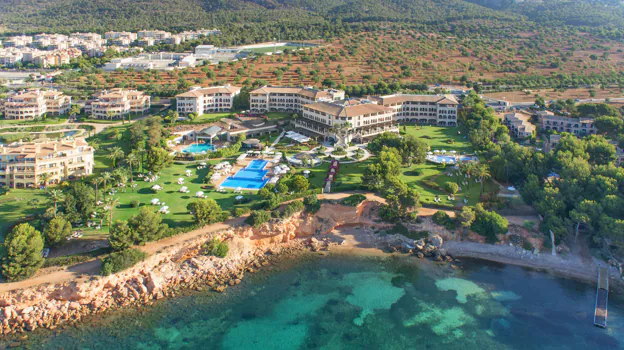 Imagen aérea del St. Regis Mardavall Mallorca Resort