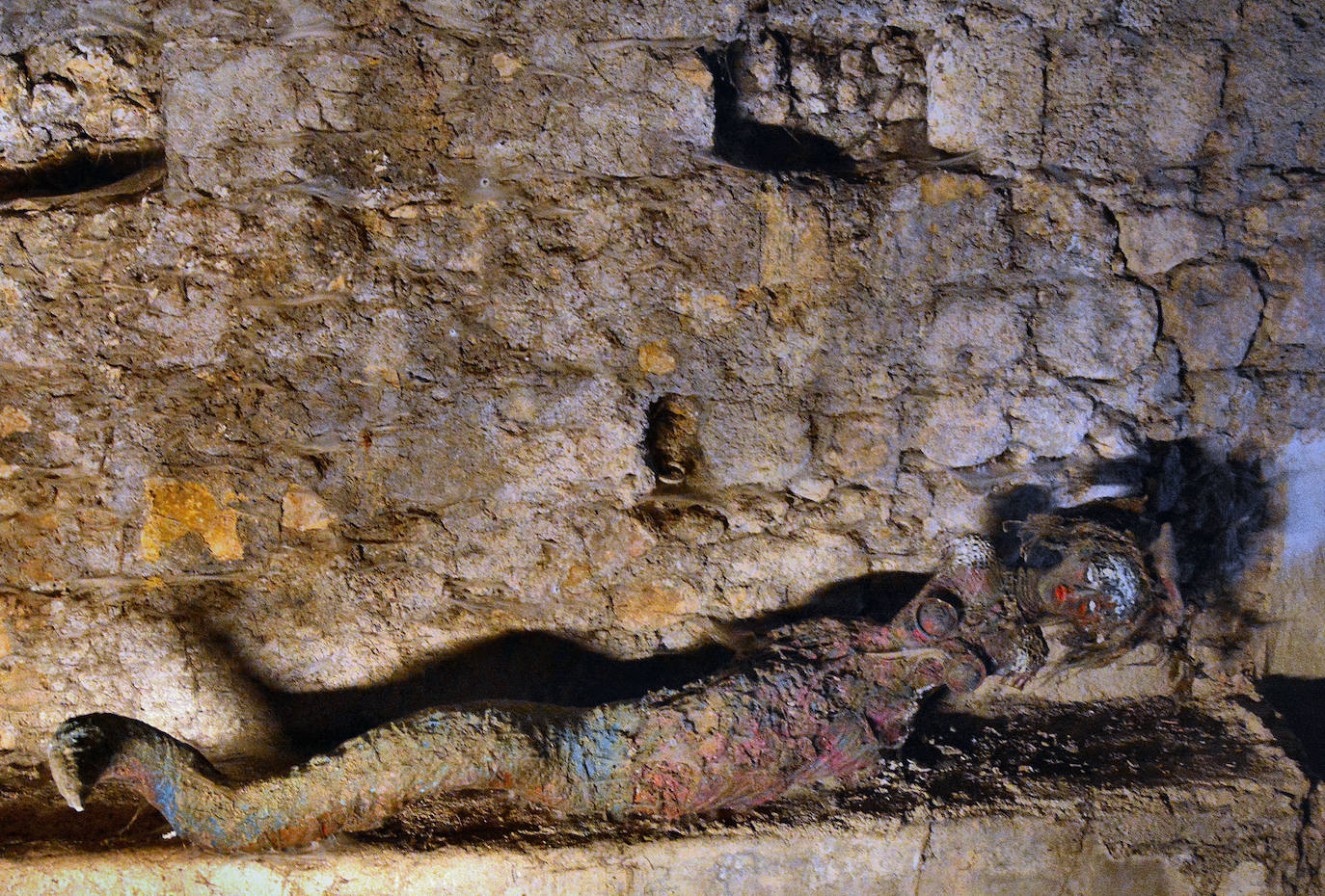 Imagen de la Tragantía en la bóveda del río Cerezuelo