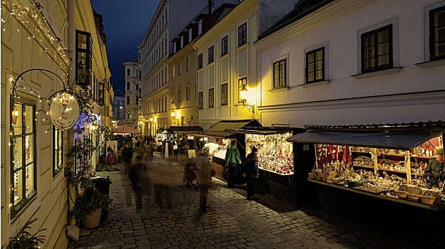 Las calles estrechas y empedradas de Spittelberg acogen un singular mercadillo