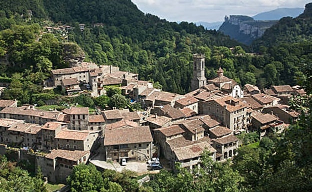 Por Rupit pasan cada año 150.000 turistas