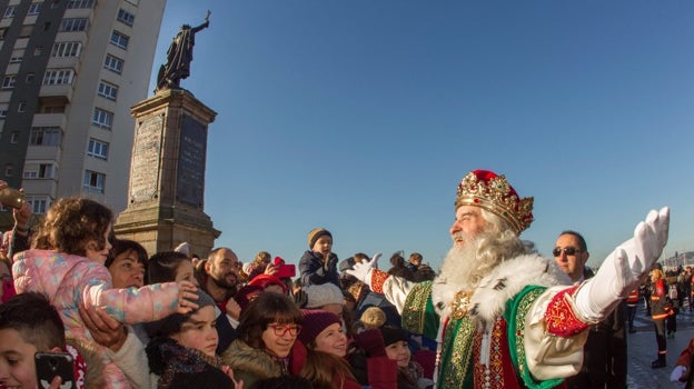 Cabalgata de Reyes de Gijón