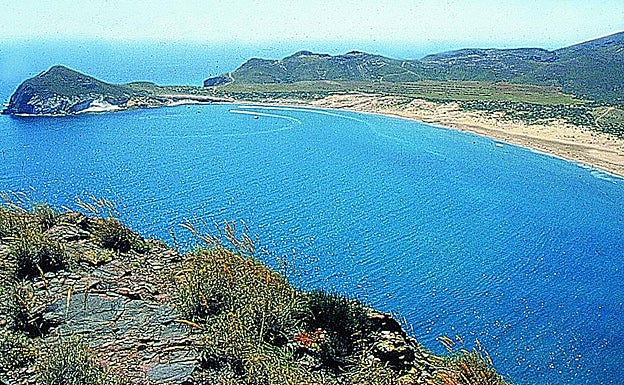 Bahía de los Genoveses, con su maravillosa playa