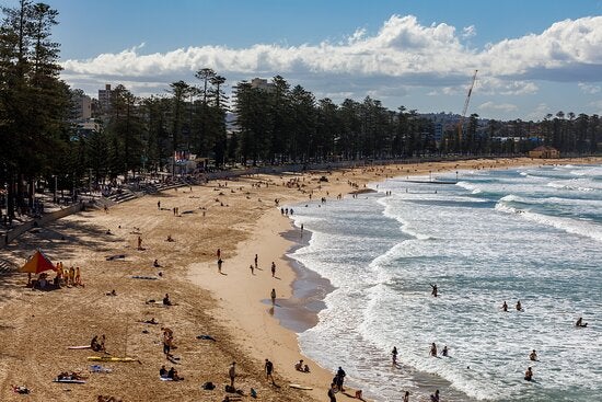 13 Manly Beach (Sydney, Australia)