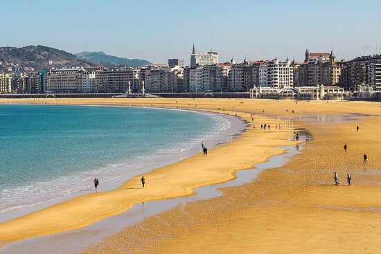 15 La Concha Beach (San Sebastián - España)