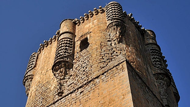 Imagen de la torre del homenaje del castillo de Belalcázar
