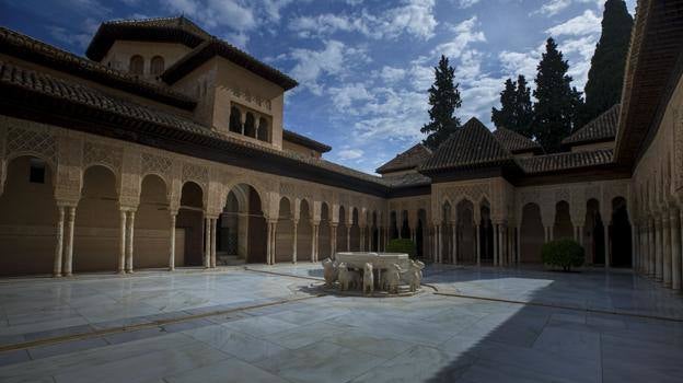 Palacio de los leones en la Alhambra