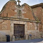 El pueblo a menos de una hora de Madrid con 5 monumentos declarados Bienes de Interés Cultural