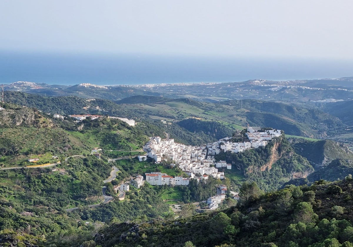 La localidad malagueña de Casares es una de las joyas escondidas de Andalucía