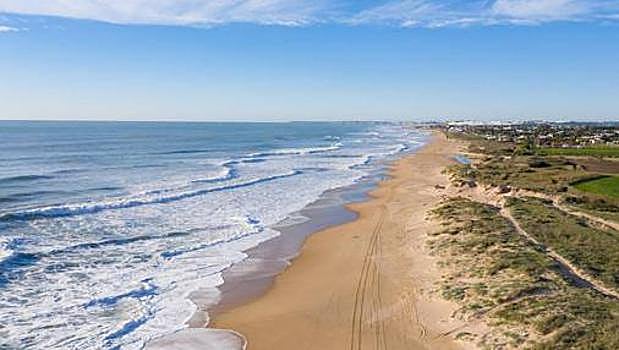 Las playas menos masificadas de Cádiz: ¿cuáles son y dónde están?