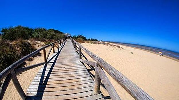 Las playas menos masificadas de Cádiz: ¿cuáles son y dónde están?