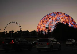 Una esfera asombrosa cambia el skyline de Las Vegas y los espectáculos en directo
