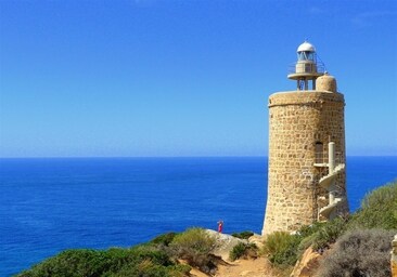 De Chipiona a Trafalgar: los faros más emblemáticos y bellos de Cádiz, guardianes del mar y la historia