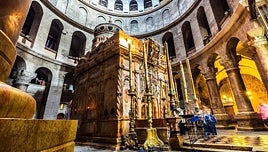 La madrugada que pocos peregrinos conocen en una de las ciudades más impactantes del mundo