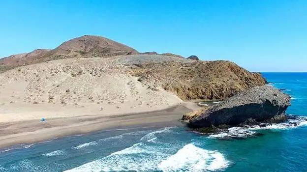 Guía de las mejores playas y calas de Almería para el verano