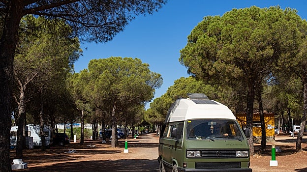 Zona de acampada en uno de los campings de Jaén.