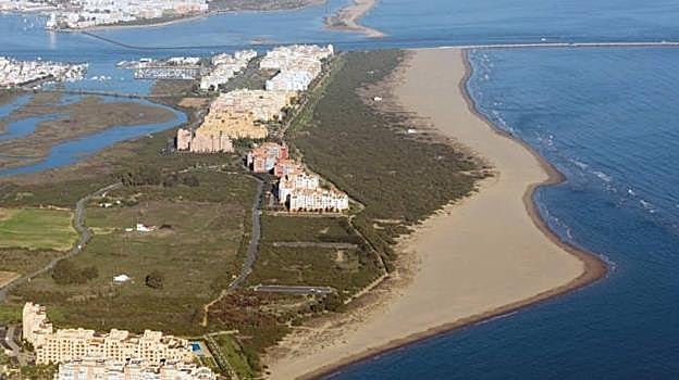 Estas son las playas de Huelva que tienen bandera azul en 2023: dónde están y cómo llegar