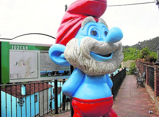 Qué hacer y qué ver en Júzcar, el pueblo pitufo de Málaga