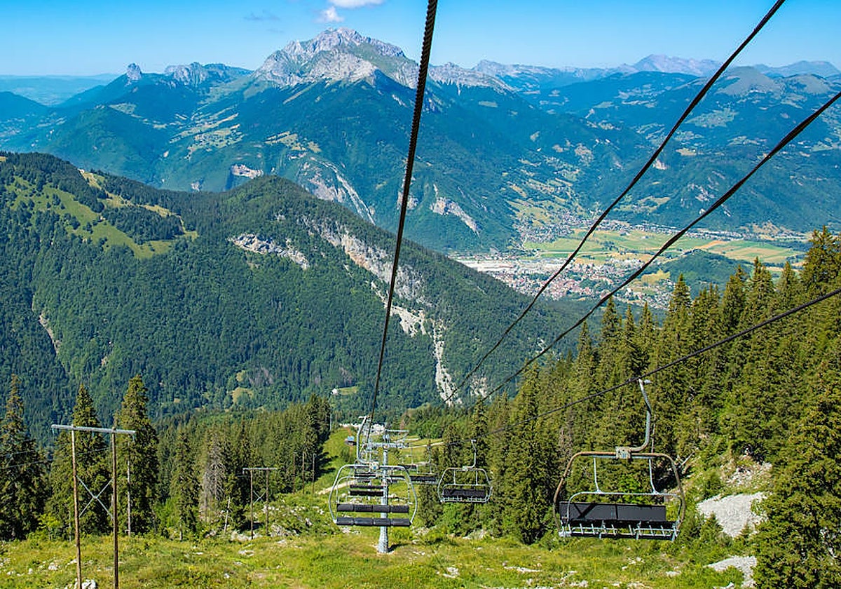Remontes de la estación de la Sambuy, en los Alpes franceses