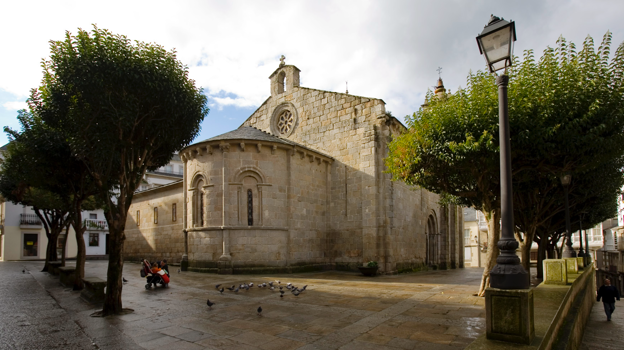 Imagen de la iglesia de Santa María de Viveiro