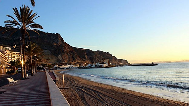 Playa de Aguadulce en Roquetas de Mar, Almería.