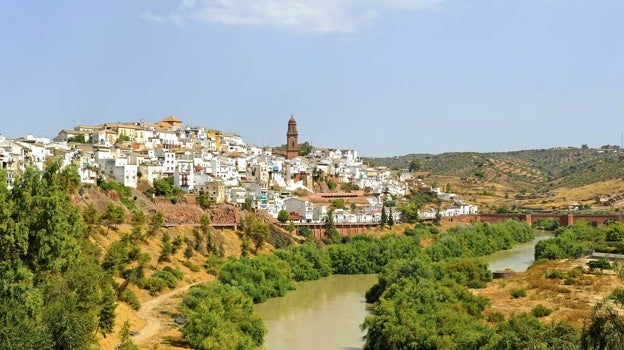 Vista de Montoro y del río Guadalquivir
