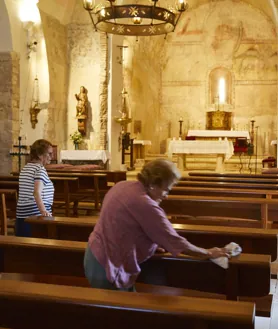 Imagen secundaria 2 - lLa Iglesia de San Miguel Arcángel, una de las construcciones románicas más bellas de la provincia de Segovia del siglo XII, quizá la iglesia de este estilo más visitada y conocida de la provincia. Fue declarada Monumento Nacional el 17 de mayo de 1973.