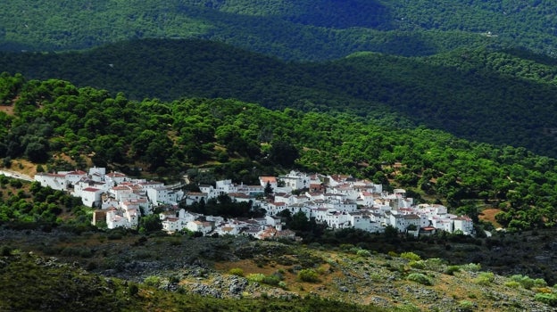 Vista del pueblo de Parauta en la Serranía de Ronda.