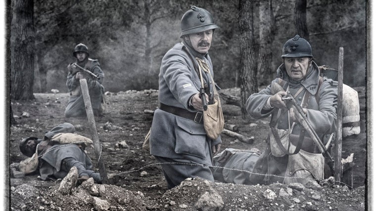 Recreación de tropas durante la Primera Guerra Mundial en castillo de Belmonte