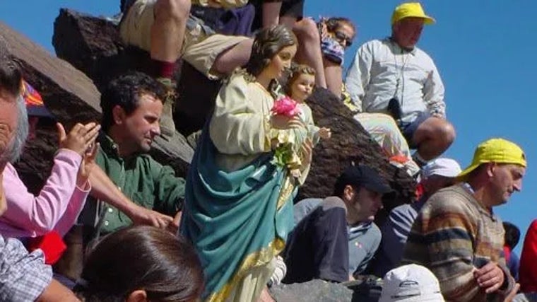 Romería de la Virgen de las Nieves