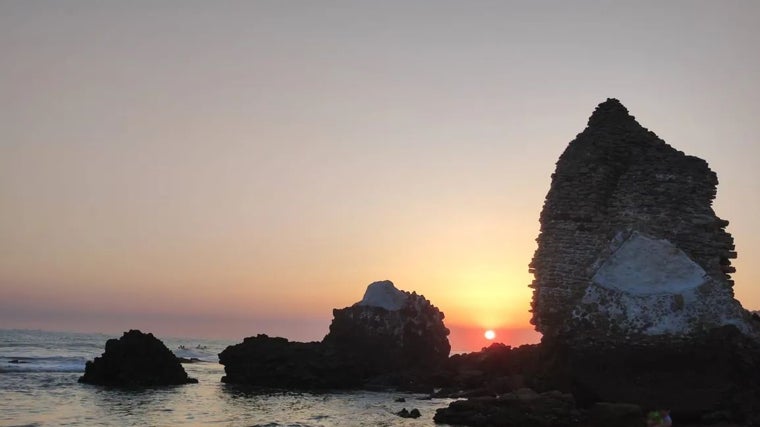 En esta playa es posible disfrutar de atardeceres verdaderamente únicos y espectaculares