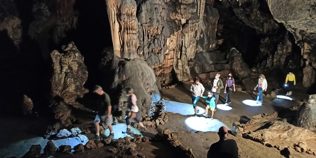 Andalucía desde las profundidades: las grutas y cuevas más increíbles que se pueden visitar en nuestra comunidad