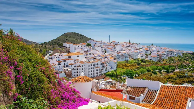 Una ruta por los pueblos más felices de Andalucía: qué hacer y qué ver en ellos