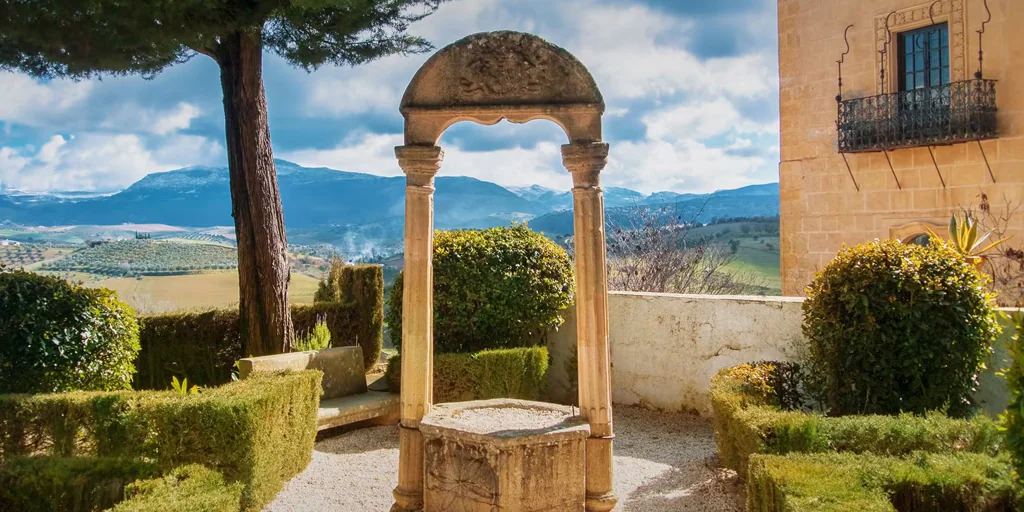 La Casa del Rey Moro en Ronda: a un paso del río turquesa de la provincia de Málaga