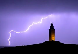 La increíble historia del único faro romano y el más antiguo del mundo en servicio