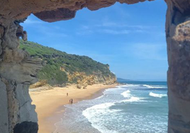 Cala La Pequeña Lulú: la ventana al paraíso de los Caños de Meca