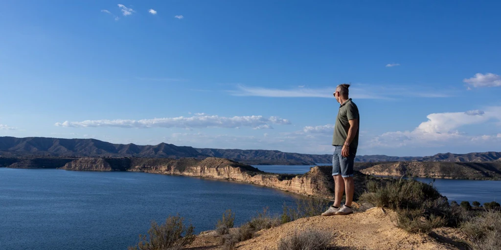 Así es la ‘ribera maña’, un destino por descubrir en el gran embalse del Ebro