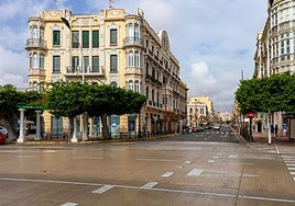 Cómo descubrir a buen precio una de las ciudades más desconocidas e interesantes de España