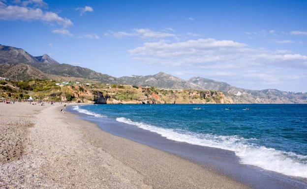 Playa de Burriana, conocida por la serie televisiva 'Verano Azul'