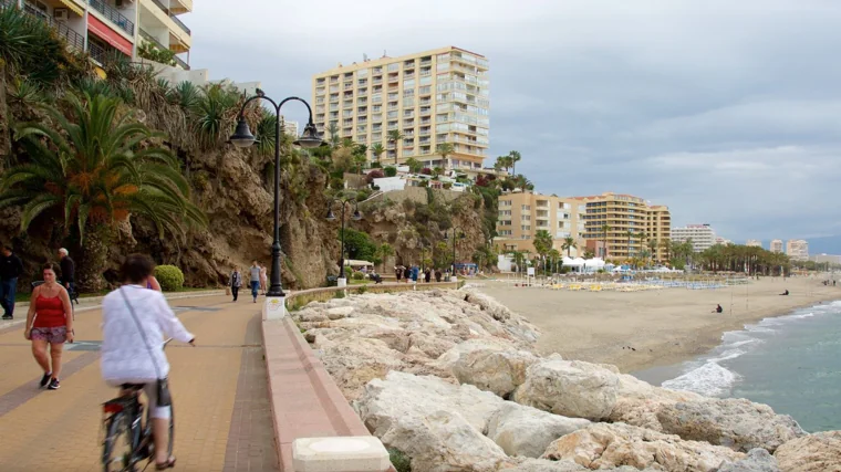 La playa de La Carihuela es una de las más famosas de toda el área de Torremolinos